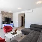 Maslina Villa *