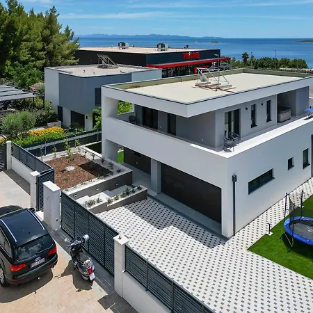Maslina Villa *