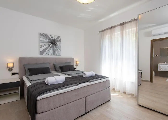 Maslina * אורביץ